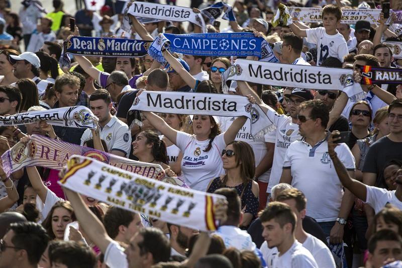 Grandes broncas de la afición a jugadores del Real Madrid